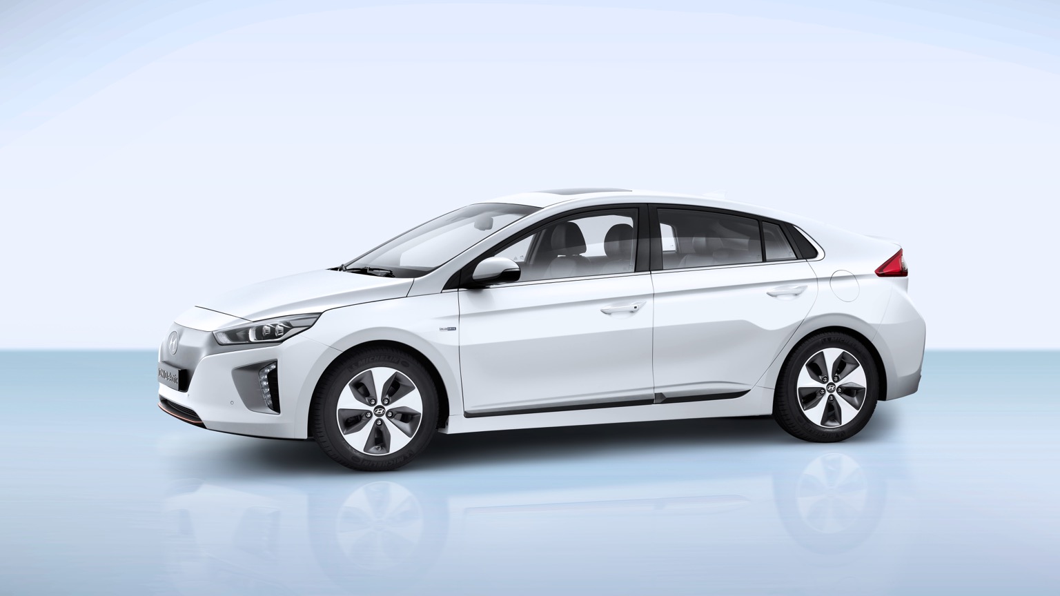 Hyundai IONIQ Electric 30.5kWh (2016) 